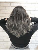 オーストヘアジジ(Aust hair Gigi)&nbsp;【Aust】アディクシーシルバーグラデーションカラー