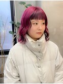 ピンクカラー　インナーカラー　ローライト　ミディアムヘア