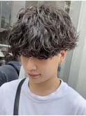 波巻きパーマツイストスパイラルパーマメンズマッシュウルフ20代