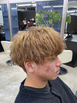 エデアンホンテン メンズサロン(EDEAN 本店 (旧:EDEAN 上通)) 熊本ミルクティーカラー 波巻き ツイスパ メンズパーマ