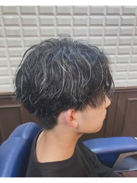 ルピナス 中田(Lupinus) センターパートマッシュソフトメッシュ