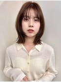 ミディアムレイヤー　くびれヘア　結べるボブ　小顔カット