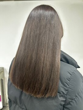 ビーグレイス 髪質改善ストレート×20代ぱつっとまとまりロング