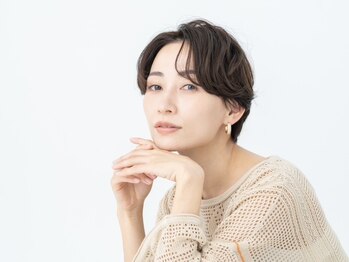セブンカラーズ ココローズ 福山店(SEVENCOLORS)の写真/髪と頭皮に優しい薬剤を使用。髪への負担を最小限に抑えた、艶のある上品な仕上がりに♪