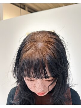 ユー(yew) デザインカラールームカラー顔周りカット前髪カットミディアム