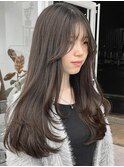 レイヤーカット顔まわりストレートロングレイヤー堀江