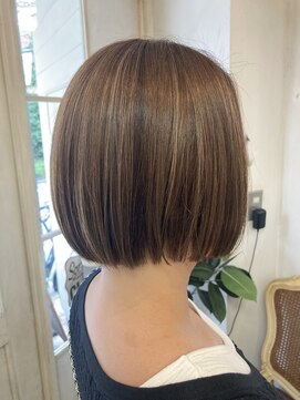 アミュレ ヘア サロン(Amule hair salon) 細めハイライトあごラインボブミニボブ艶髪ライトベージュ