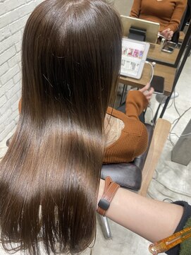 フェリア 渋谷(Feria) 【Feria 渋谷】矯正毛×イルミナカラー"Tsuyuki"