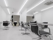 QUONの雰囲気(1F / floor)