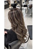 ヘアアンドビューティー クアトロ 戸祭店(QUATRO) ベージュ/ハイライト