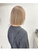 Aimee 町田　切りっぱなしボブ×ハニーベージュ