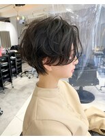 ヴェイン 渋谷(vain)&nbsp;20代30代40代前下がり/ハンサムショート/毛先パーマ/黒髪