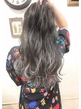 ランプ ヘアー(lamp hair) ブリーチグラデーションTHROWグレーベージュ【lamp尾崎】