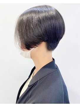 モリオフロムロンドン 松戸店(Morio from London) 【松戸　石山】前下がりハンサムショート刈り上げショート