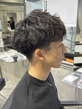 ラック(LUCK) ウルフ/アッシュブラック/カルマパーマ/ベリーショート/船橋