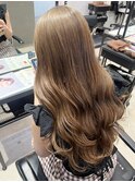 ナチュラルベージュ