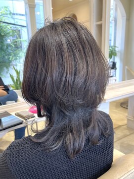 エイミーバイアフロートザガーデン 浦和店(amie by afloat the garden) ウルフマッシュレイヤー【浦和】