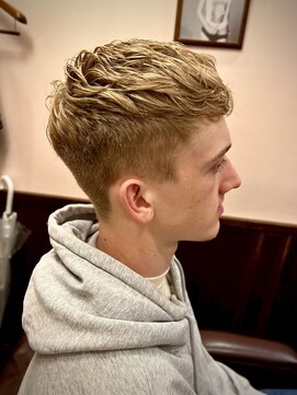 ヒロギンザバーバーショップ 新宿店(HIRO GINZA BARBER SHOP) スペインカール