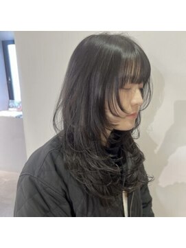ニコ シモノセキ(NIKO Shimonoseki) 【NIKO】 レイヤーカット／ロングウルフ／ウルフカット