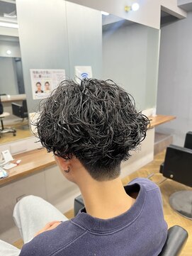 アレス バイ シカ 神戸三宮元町店(ALLES by Cica) 刈り上げサーフカール