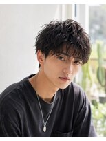 バグズ(Baguz) 王道無造作波巻きツイストスパイラルセンターマッシュ