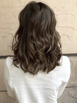 アフィナー(Afinar)&nbsp;【圧倒的躍動感】LA風sombreプラチナバレイヤージュ