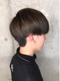 横顔が素敵に決まるマッシュコンマヘア[表参道/青山］