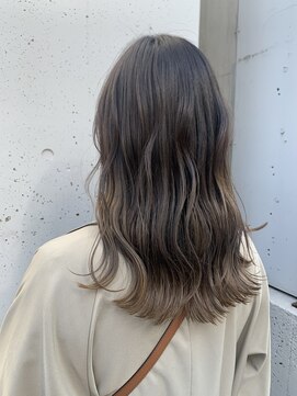 ロイジー(roijir) 表参道 roijir グラデーションカラー×アイスベージュ