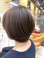 クオリス 上板橋店(QUALIS)&nbsp;艶髪ナチュラルストレート/マッシュボブ/明るい白髪染め