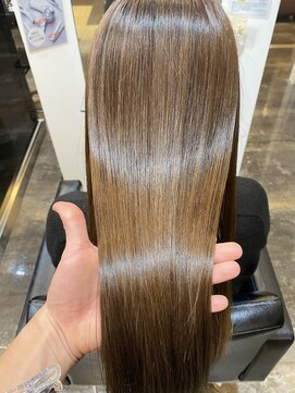 イオエ 岡本(ioe) 髪質改善/チェリーブラウン/モード/ダークアッシュ/イメチェン