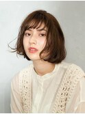 フェミニンボブ