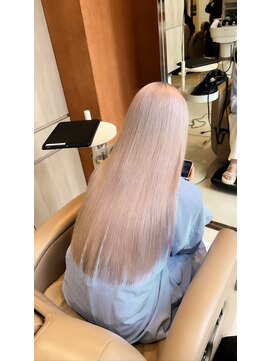 シンクショップ 梅田(THINK SHOP) ホワイトハイトーンカラー