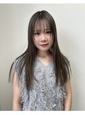 10代20代/顔まわりレイヤー/ロングヘア/グレージュカラー