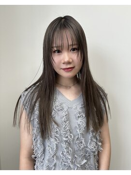 グローバルヘアー バランス(global hair BALANCE) 10代20代/顔まわりレイヤー/ロングヘア/グレージュカラー