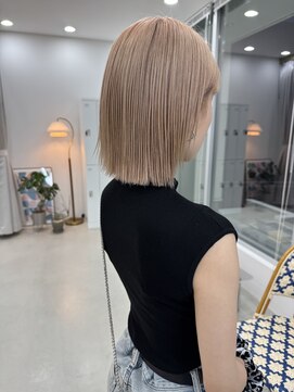 スヴニール(souvenir) ホワイトミルクティーベージュ