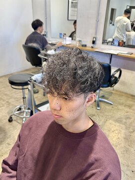 ザデイ カットアンドカルチャーショップ(THE DAY CUT&CULTURE SHOP) スペインカール