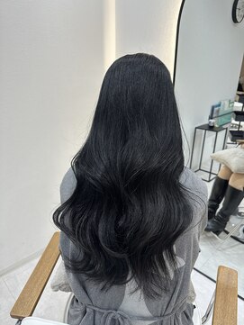 ジーナ 吉塚(Zina) 暗染めダークブルー 【福田れん】吉塚美容室 髪質改善 透明感