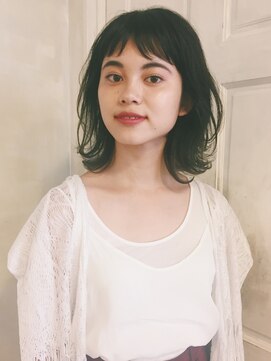 ザ ライフ(the LIFE) 黒髪でもおしゃれなミディアムヘア♪