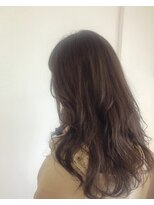 ヘアーアンドメイク ヒューラ 立川店(HAIR&MAKE hurra) 透明感グレージュカラー×ロングヘア