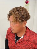ツイストパーマ　ツイストアップバング　メンズパーマ