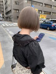 ブリーチなしダブルカラーココアグレージュ＊切りっぱなしボブ