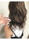 グレージュ
