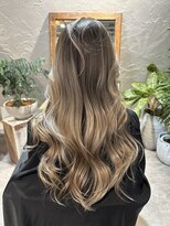 ロア インターナショナル 新宿店(LoA International)&nbsp;Balayage / ombre / long layer/ curtain bangs / English
