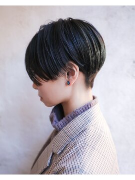 ソウ アオヤマ(SO aoyama) ハンサムマッシュ 丸い刈り上げ マニッシュ 大人可愛い