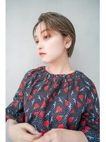 ギークス(GEEKS)&nbsp;【GEEKS渋谷】クールショート/スモーキーベージュ/冬カラー/小顔