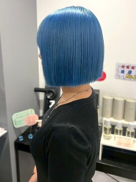 キャパ セントラル 天神 大名店(CAPA central) 切りっぱなしボブ ダブルカラー ブルーカラー 顔周りカット 艶髪