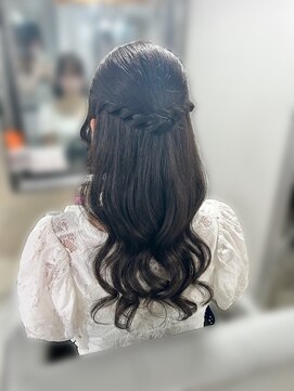 アイビー 新宿(IVY) ハーフアップ