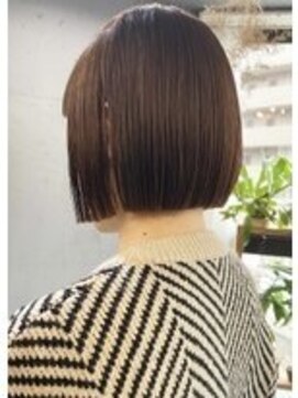 ルーシーバイパム 恵比寿(Lucy by PAM.) 美髪/ネビージュ/大人かわいい/透明感ショート[恵比寿/代官山]