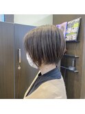 前下がりショートボブ
