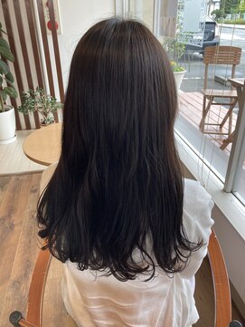 アッシュ アーティスティック スタジオ オブ ヘア(Ash artistic studio of hair) ゆる巻き×ディープブラウン